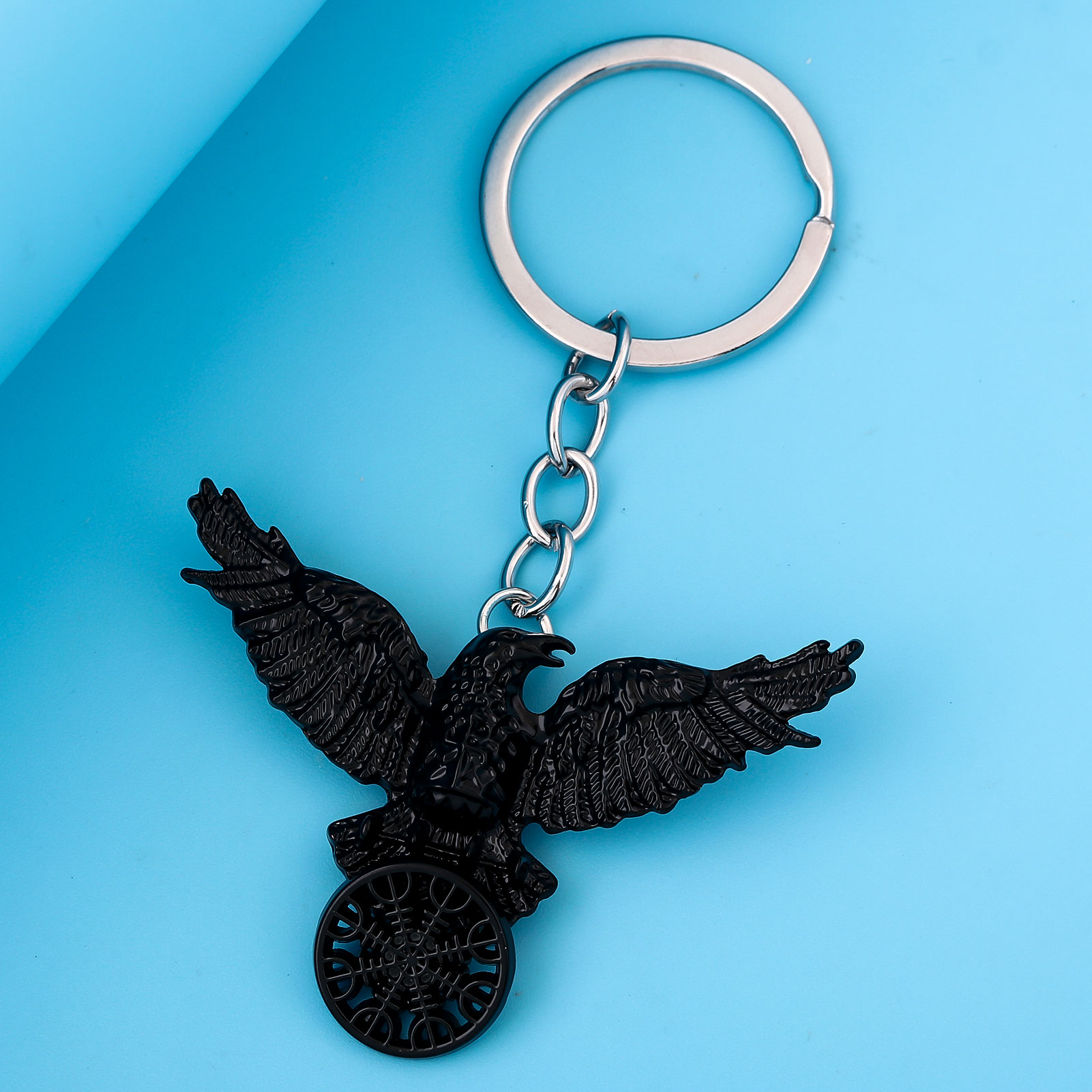 Vintage Viking Black Crow Neck - Compass Keychain Mini recension och pris