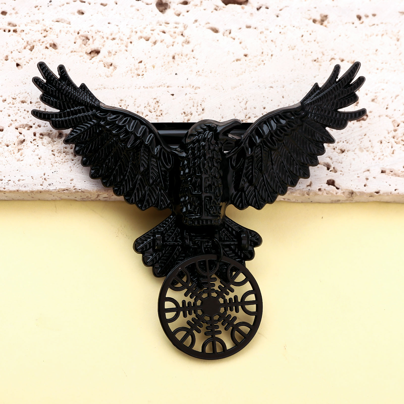 Vintage Viking Black Crow Neck - Compass Keychain Mini recension och pris